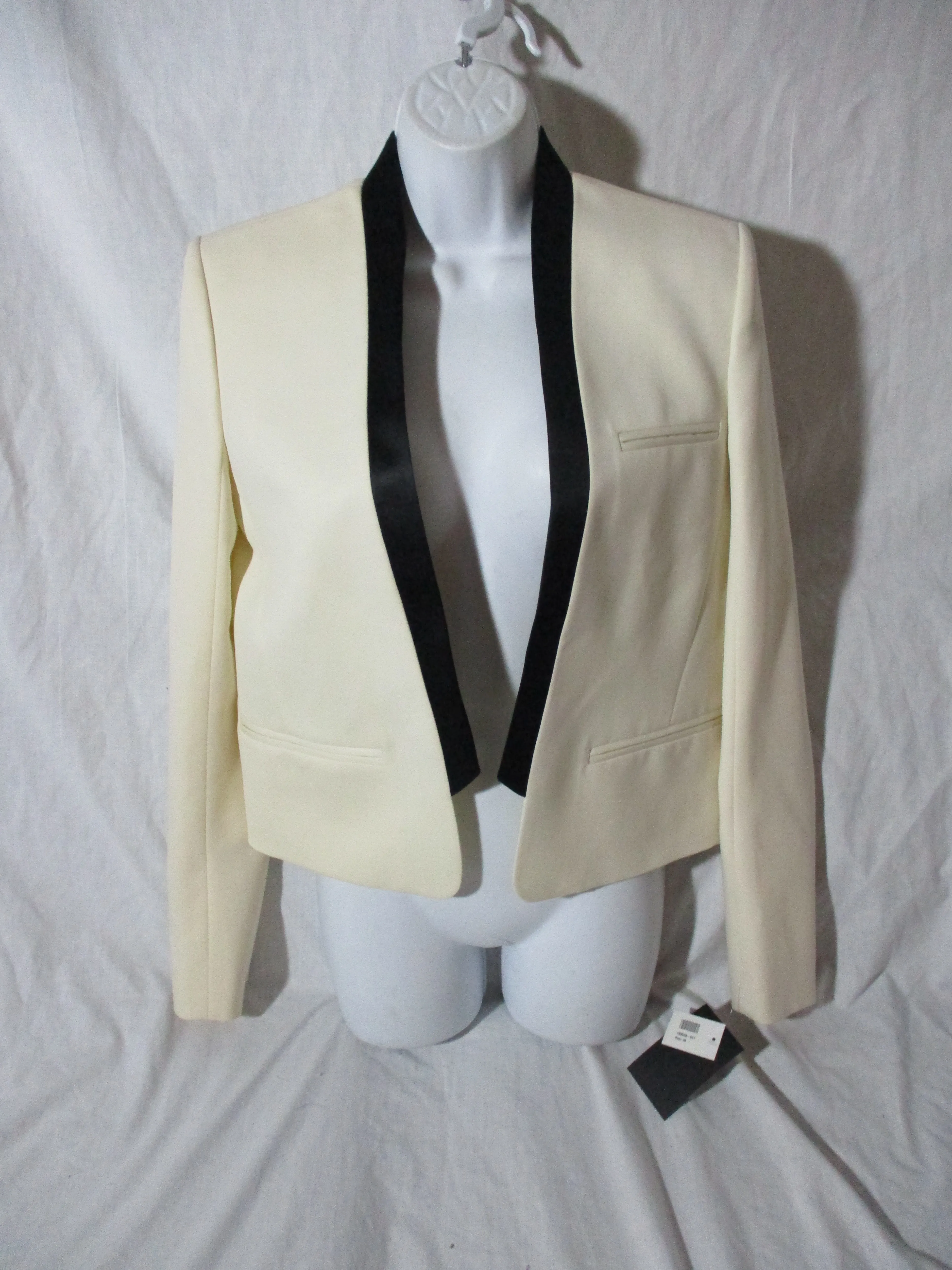 NEW NWT BALMAIN PARIS Wool BLAZER 36 BLACK WHITE Formal Wedding Event