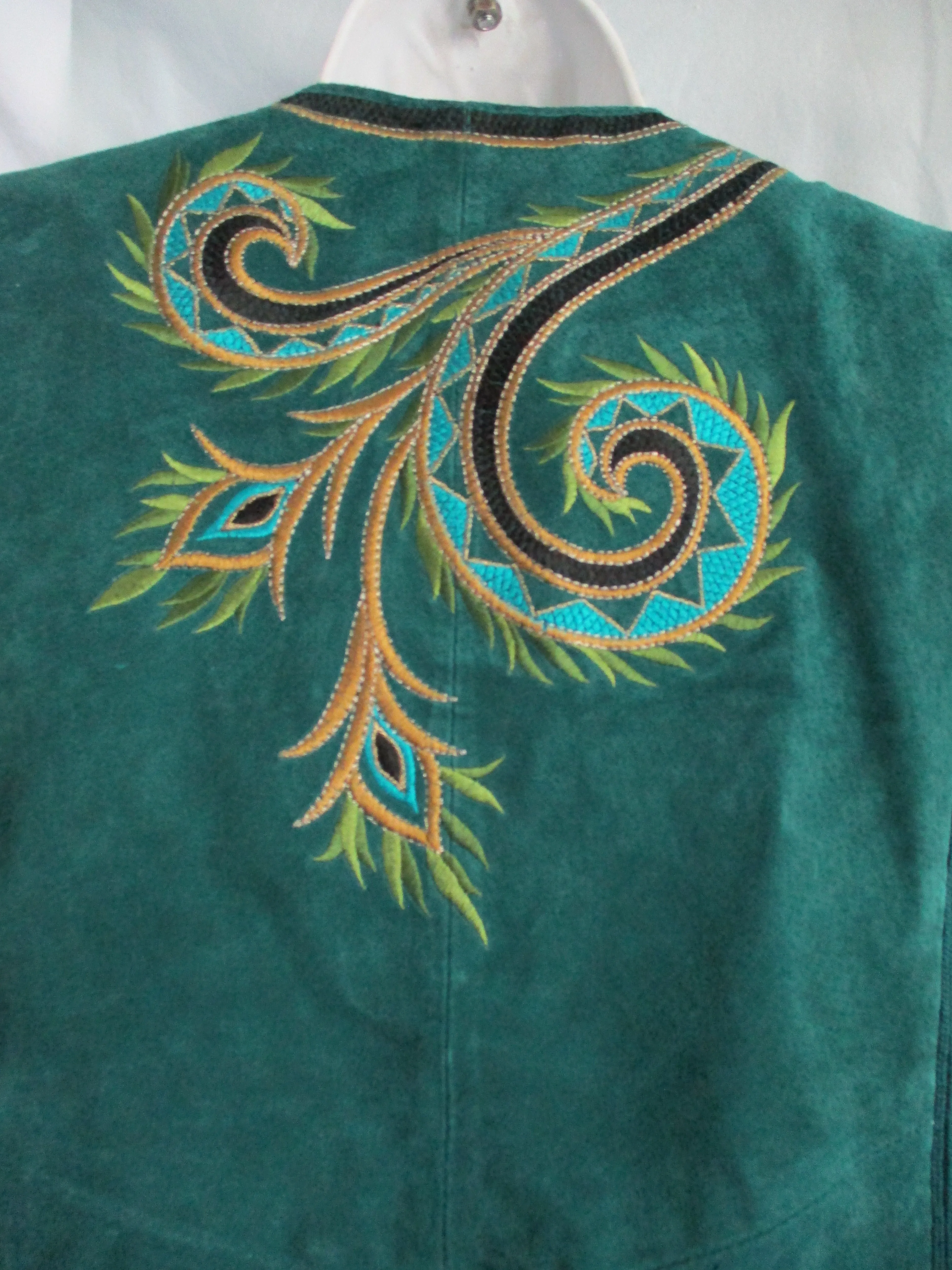 NWT NEW BOB MACKIE WEARABLE ART LEATHER Embroidered PEACOCK VEST S Boho Hippie Western