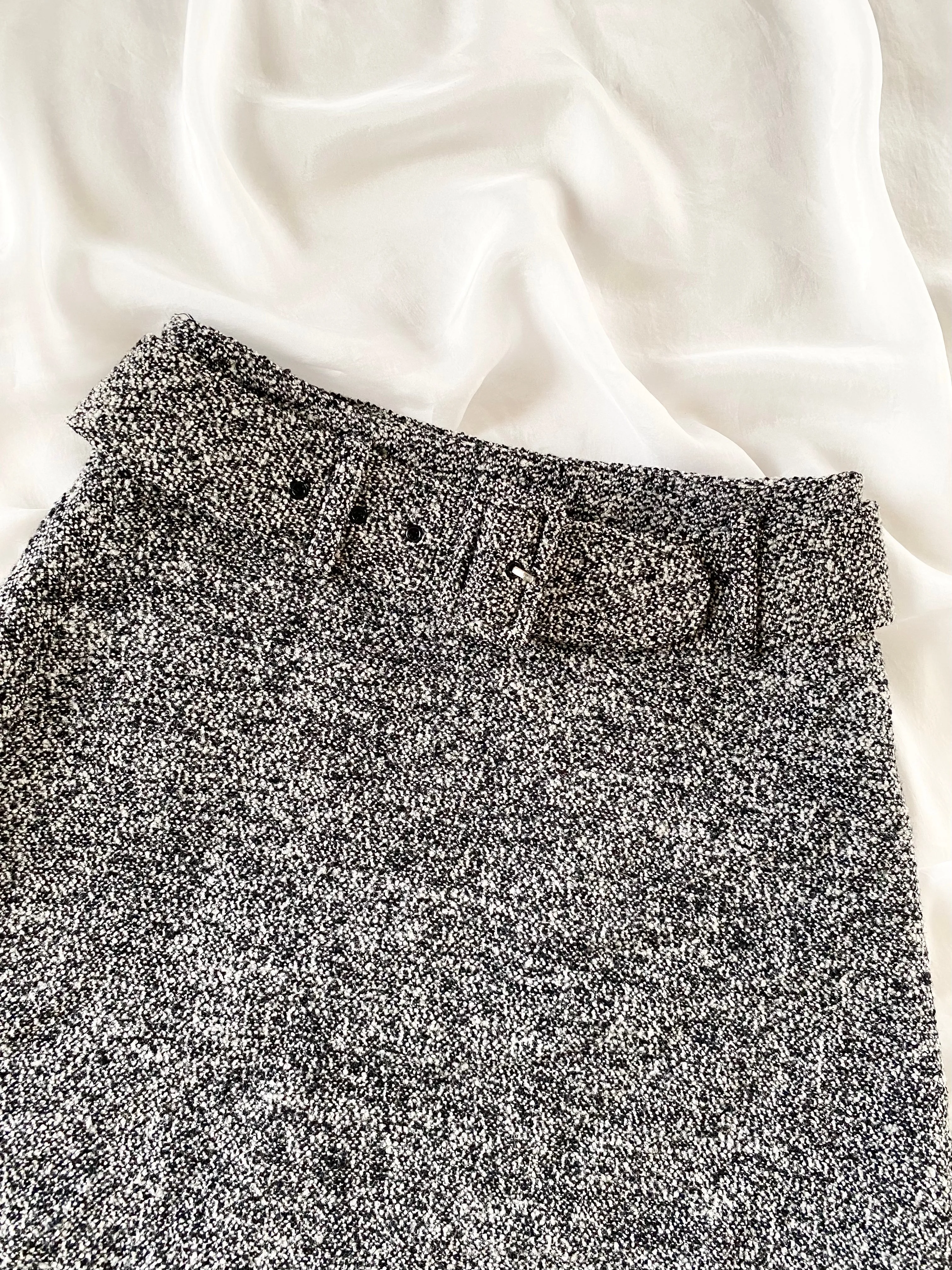 Vintage Grey Tweed Belted Mini Skirt (2)