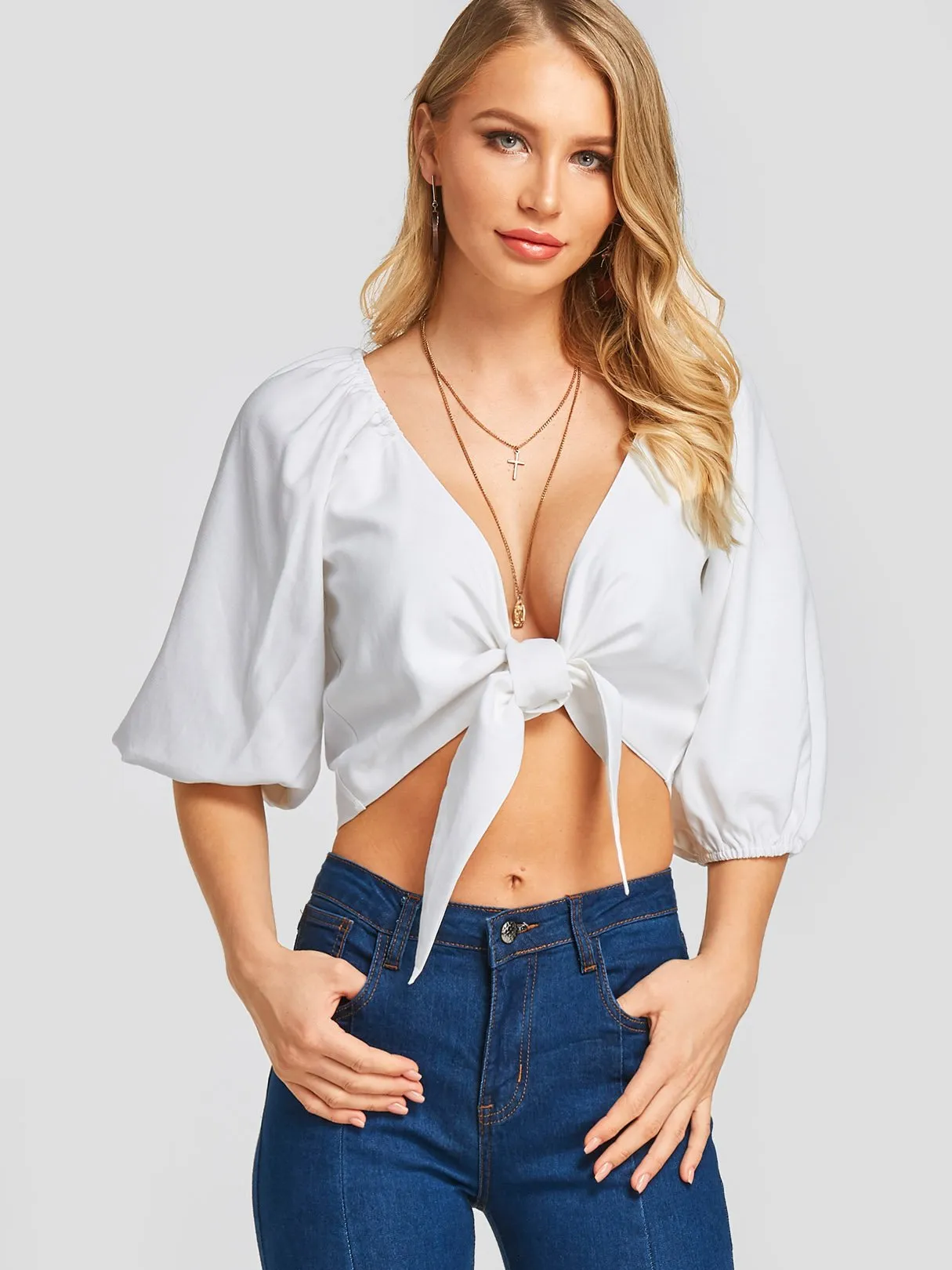 Wholesale Deep V Neck Plain Half Sleeve Crop Top